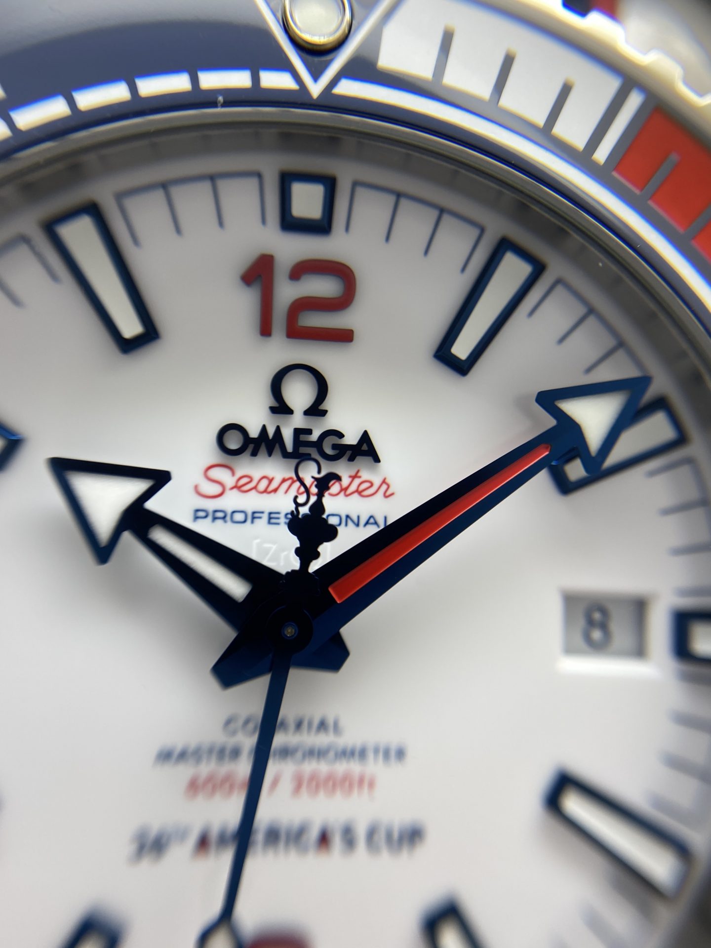 OMEGAより限定モデル入荷！ | 岡山県でブランド時計・腕時計の正規販売 